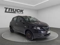 Lancia Ypsilon  - ypsilon 1.0 firefly hybrid silver s&s 70cv Blu/Azzurro usata Pisa