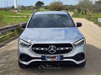 Mercedes-Benz GLA 220d 190cv 4MATIC NIGHT EDITION Argento usata Altamura