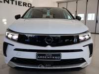 Opel Grandland 1.5 diesel Ecotec aut. Ultimate 130cv led navi Bianco usata Ceglie Messapica