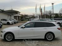 BMW Serie 3 318d 318 d 48V Touring Business Advantage Bianco usata VEDELAGO