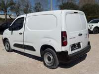 Peugeot Partner 3 posti Bianco usata Aprilia