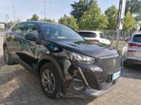 Peugeot 2008 2008 1.2 puretech Active 100cv COMPRESI DISTRIBUZIONE &amp; TAGLIANDO Nero usata Treviglio