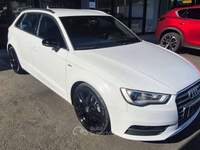 Audi A3 A3 III 2013 Sportback Sportback 1.6 tdi Ambition s-tronic Bianco usata Massa