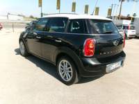 MINI Cooper MINI COUNTRYNAM R60 1.6 112CV E6 PARK LANE PLUS 106000KM Nero usata Giugliano in Campania