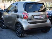 Smart ForTwo EQ Gold (22kW) *LED*CARPLAY*CAM*16"* Oro usata Roma