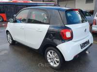 Smart ForFour Passion navi Bianco usata Aprilia