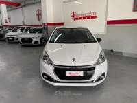 Peugeot 208 208 5p 1.2 puretech Allure 82cv Bianco usata Genova