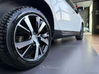 Peugeot 2008 2008 1.6 e-HDi 92 CV S&S Active Bianco usata San Michele salentino