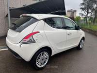 Lancia Ypsilon 5 porte Hybrid Silve usata Modena