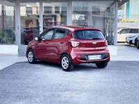 Hyundai i10 1.0 Benzina 66CV E6 Neo - 2018 Rosso usata Roma