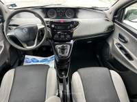 Lancia Ypsilon Ypsilon 1.2 8v Gold s&amp;s 69cv Bianco usata Altidona