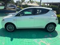 Lancia Ypsilon 5 porte S&S Platinum Bianco usata Aquino