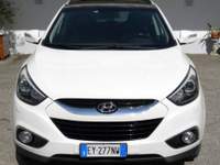Hyundai ix35 2.0 CRDi 162.000 KM 184cv 4WD Xpossible A/T Bianco usata Mirandola