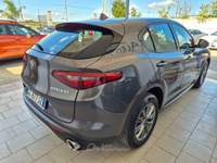 Alfa Romeo Stelvio 2.2 Turbodiesel 160 CV AT8 RWD Business Grigio usata Francavilla Fontana