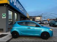 Lancia Ypsilon  - ypsilon 1.0 firefly 5 porte s&s hybrid maryne Blu/Azzurro usata Torino