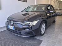 Volkswagen Golf DSG SCR Life Nero usata Alberobello