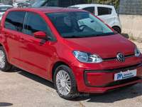 Volkswagen up! Evo move up! 1.0cc 65cv Bluemotion Technology Rosso usata Roma