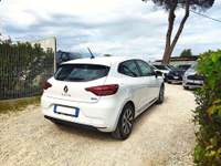 Renault Clio 1.6cc HYBRID E-TECH ZEN 140cv SAFETYPACK SENS PARK Bianco usata Roma Renault Clio 1.6cc HYBRID E-TECH ZEN 140cv SAFETYPACK SENS PARK Bianco usata Roma