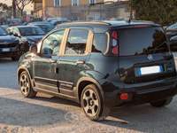 Fiat Panda PANDINA CROSS HYBRID 1.0cc70cv Verde usata Roma