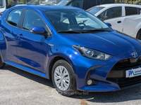 Toyota Yaris Business 1.5cc 92cv BRAKE ASSIST TELECAM. AUTOM. Blu/Azzurro usata Roma