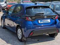 Toyota Yaris Business 1.5cc 92cv BRAKE ASSIST TELECAM. AUTOM. Blu/Azzurro usata Roma