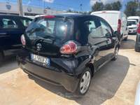 Toyota Aygo 5 porte Nero usata San Michele Salentino