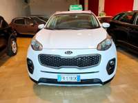 Kia Sportage AUTO MOLTO BELLA BELLA UNICO PROPRIETARIO Bianco usata Molfetta