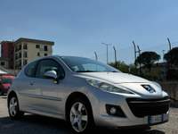 Peugeot 207 Peugeot 207 1.6 VTi 120CV Argento usata TELESE TERME