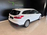 Ford Focus Focus SW 2.0 tdci Titanium 115cv powershift Bianco usata Fontanafredda