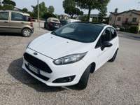 Ford Fiesta VI 5p 1.2 Black&White neopatentati Bianco usata Villadose