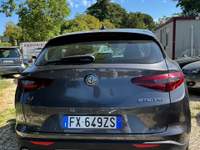 Alfa Romeo Stelvio Uni proprietario no fumatori come nuova Grigio usata Castel Madama