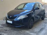 Lancia Ypsilon 5 porte S&S Gold Nero usata Triggiano