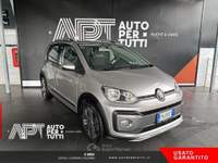 Volkswagen up! up! 5p 1.0 Cross up! 75cv Argento usata Marano di Napoli