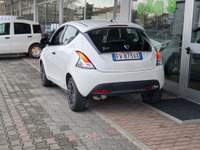 Lancia Ypsilon 5 porte GPL Ecochic Gold Bianco usata Cotignola