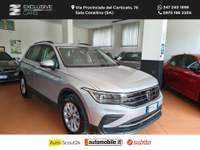 Volkswagen Tiguan Tiguan 2.0 TDI 150CV SCR DSG Life Argento usata Sala Consilina