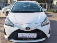 Toyota Yaris Yaris 5p 1.0 Active neopatentati Bianco usata Dello