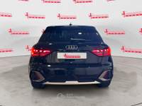 Audi A1 30 1.0 tfsi Identity Contrast 116cv s tronic Nero usata Genova