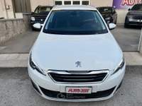 Peugeot 308 S&S SW Allure Bianco usata Castellana Grotte