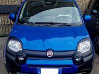 Fiat Panda LA CROSS PICCOLA MA GENEROSA Blu/Azzurro usata San Donato Milanese