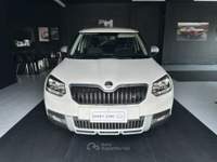 Skoda Yeti 1.2 Tsi Ambition Gpl Bianco usata Santa Maria a Monte