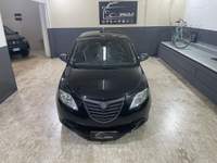 Lancia Ypsilon 85 CV 5 porte Metano Ecochic Gold Nero usata Giugliano in Campania