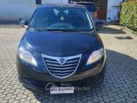Lancia Ypsilon 5 porte Silver Elefantino Rosa Nero usata Pieve a Nievole