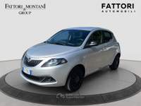 Lancia Ypsilon 5 porte S&S Hybrid Ecochic Gold Argento usata Roma