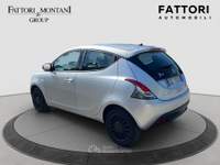 Lancia Ypsilon 5 porte S&S Hybrid Ecochic Gold Argento usata Roma