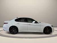 Alfa Romeo Giulia 2.2 Turbodiesel 210 CV AT8 AWD Q4 Tributo Italiano Bianco usata Fara Gera d'Adda