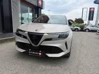 Alfa Romeo Junior Junior 1.2 136 CV Hybrid eDCT6 Speciale Bianco usata RENDE