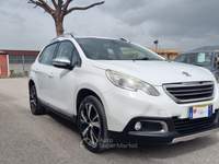 Peugeot 2008 Stop&Start Active Bianco usata San Giuseppe Vesuviano