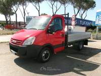 Iveco Daily 35C15 3000 150CV E4 CASSONE FISSO DA 3.80 METRI Rosso usata Giugliano in Campania Iveco Daily 35C15 3000 150CV E4 CASSONE FISSO DA 3.80 METRI Rosso usata Giugliano in Campania