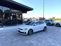 Volkswagen Polo 1.0 TGI 5p. R-LINE Sport ANCHE NEOPATENTATI Bianco usata Russi
