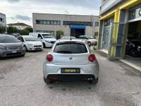 Alfa Romeo MiTo MiTo 1.3 jtdm Distinctive 85cv Argento usata Fano